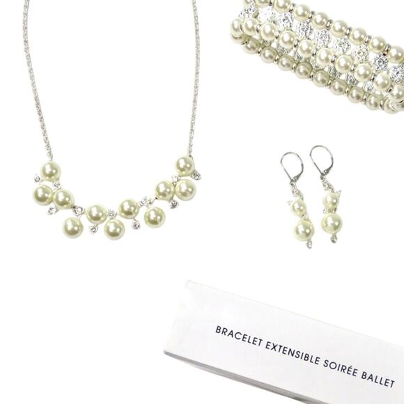 Vintage Avon Pearl Necklace Set with Bracelet and Earrings Retro Glam Formal - Picture 6 of 6